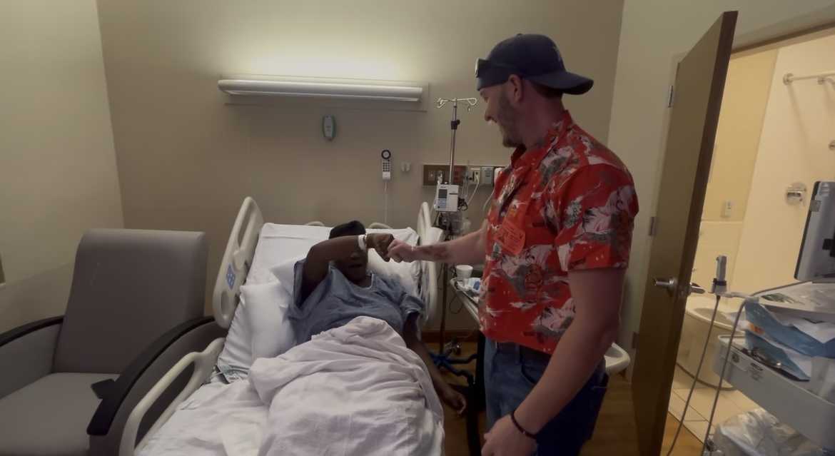 florida man jumps into canal to save mother and 3 children, reunites with family one week later