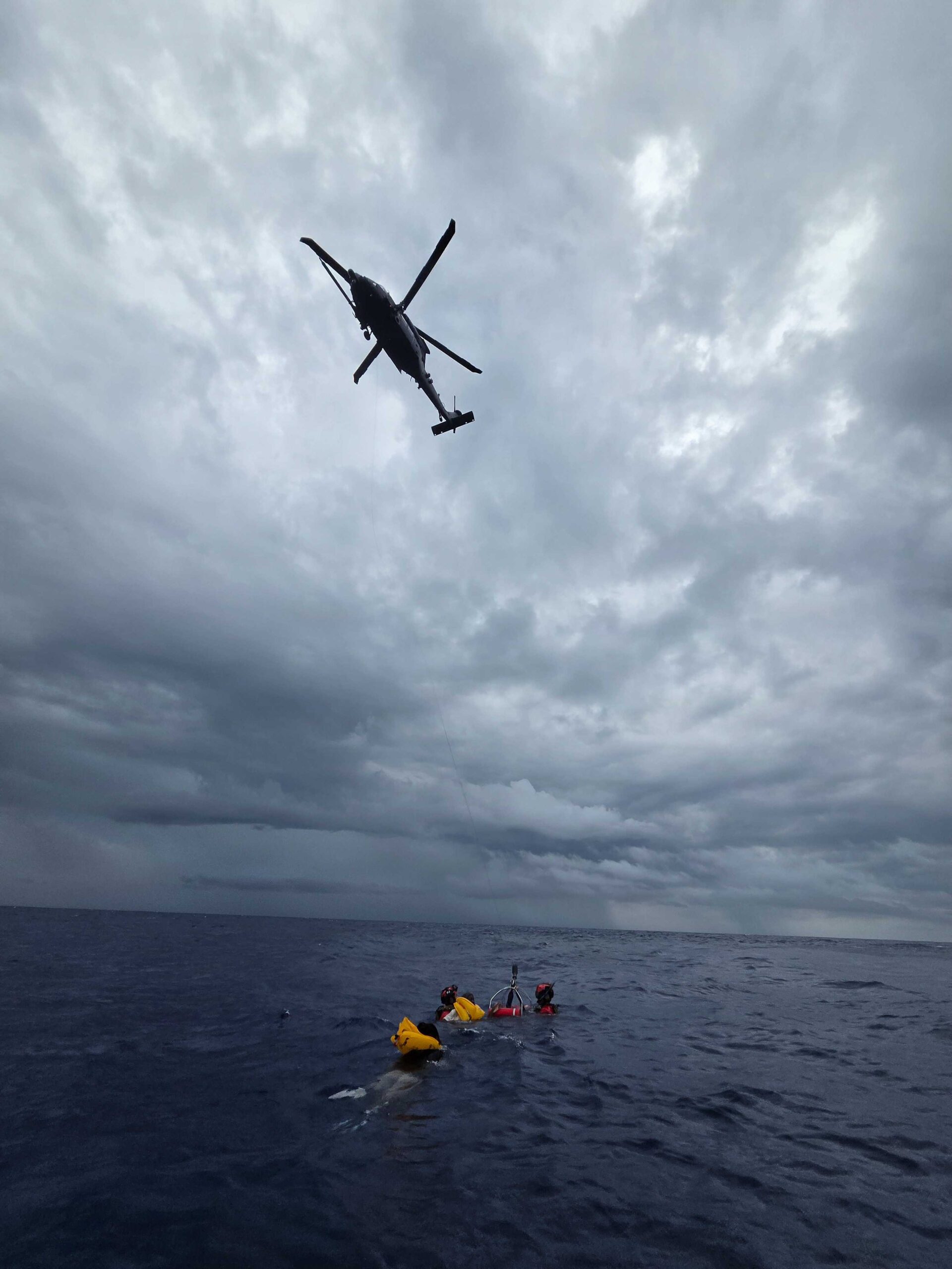A U.S. Air Force HC-130J Combat King II, HH-60W Jolly Green II helicopter and Pararescuemen assigned to the 920th Rescue Wing conduct rescue operations for survivors of a downed civilian aircraft off the coast of Melbourne, Fla., May 12, 2026. Airmen with the 920th RQW rescued multiple survivors from the water and transported them to awaiting emergency medical personnel. (Courtesy photo)