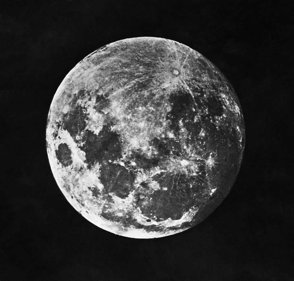 (Original Caption) A daguerrotype of the full moon taken in 1840. One of the first astronomical photographs ever taken, by Dr J.W. Draper of New York. (Photo by © Hulton-Deutsch Collection/CORBIS/Corbis via Getty Images)